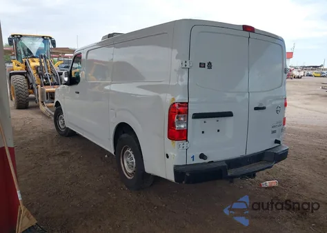 2015 Nissan Nv Cargo Nv2500 Hd S V8 z USA, uszkodzony, nr VIN 1N6AF0KXXFN800813